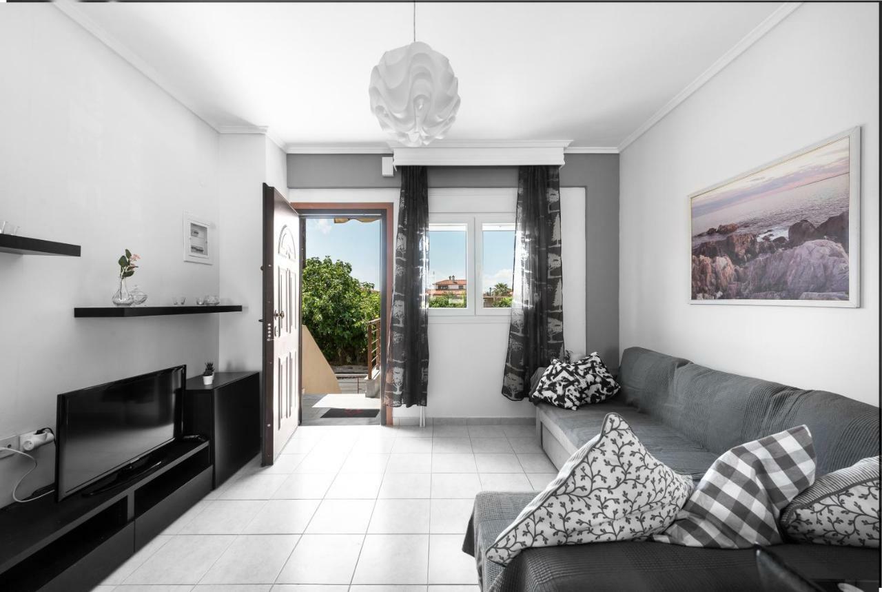Nikiti Maisonette On The Beach By Luxlikehome Нікіті Екстер'єр фото