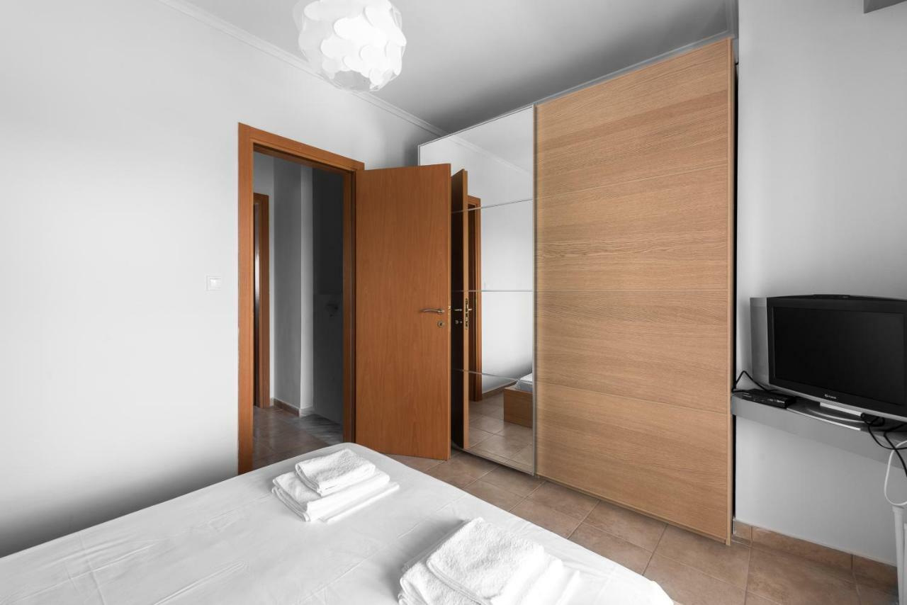 Nikiti Maisonette On The Beach By Luxlikehome Нікіті Екстер'єр фото