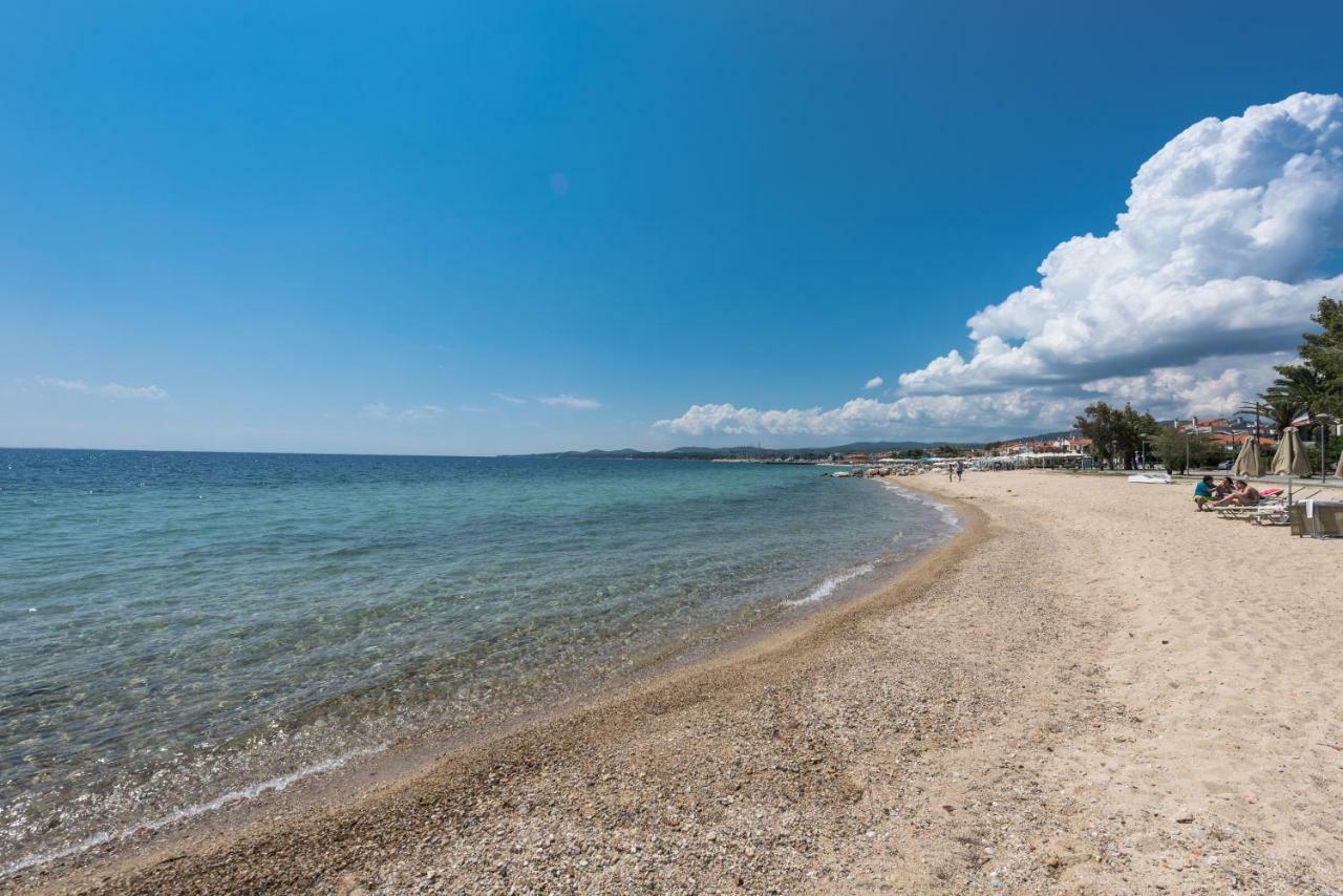 Nikiti Maisonette On The Beach By Luxlikehome Нікіті Екстер'єр фото