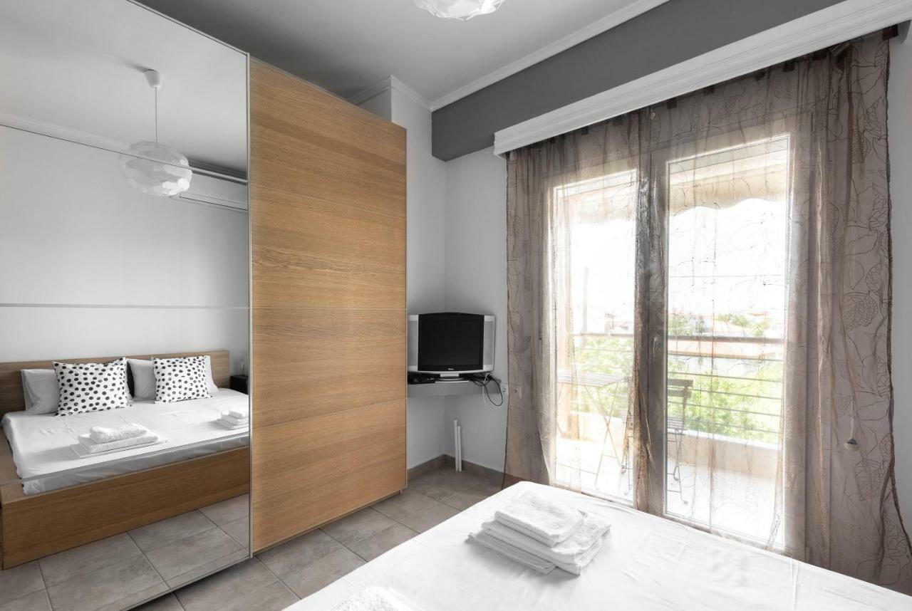 Nikiti Maisonette On The Beach By Luxlikehome Нікіті Екстер'єр фото